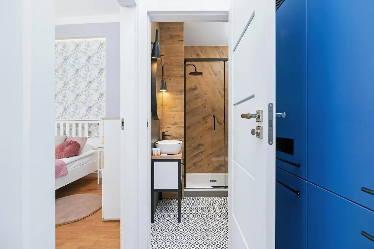 Sweet Family Apartment Chodkiewicza Rondo Grzegorzeckie By Noclegi Renters Krakow